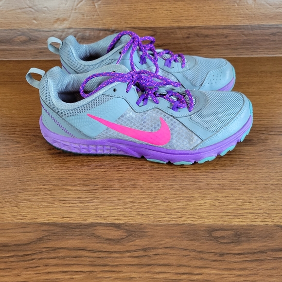 Nike Wild Trail Womens Running Shoes Size 9.5 - Picture 3 of 11